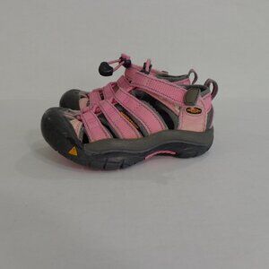 KEEN Kids’ Newport H2 Sandals in‎ Pink Toddler Size 8